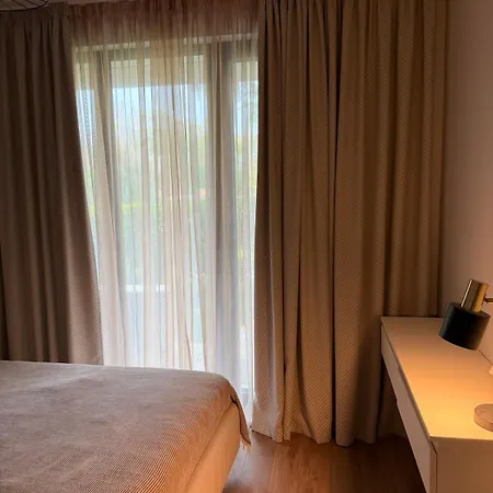 Апартаменты Sunny Flat Near The & Pool View